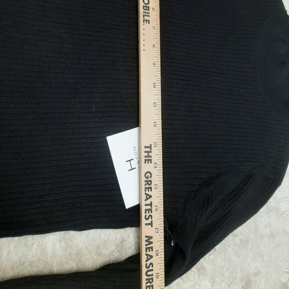 H Halston Women's Black 100% Extra Fine Merino Wool Knit High Neck Pullover Swea - Picture 4 of 9